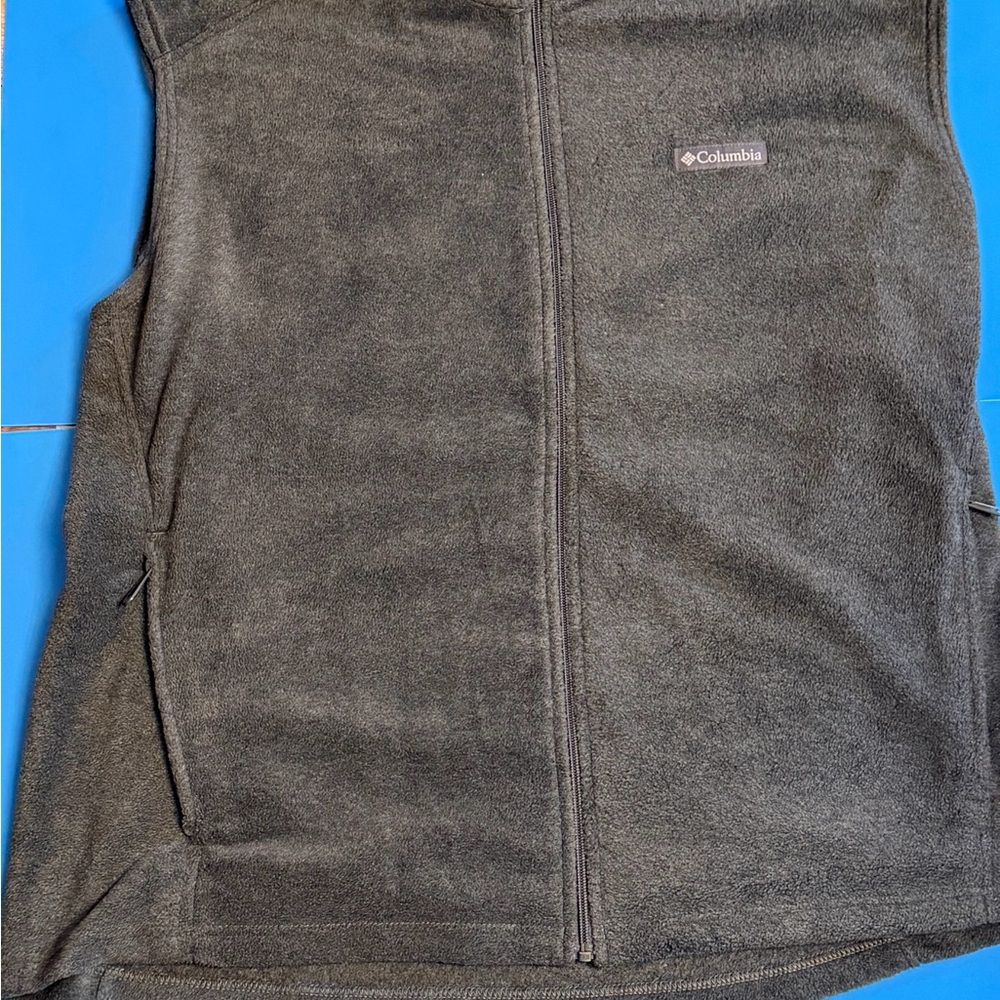 Columbia Charcoal Fleece Outerwear